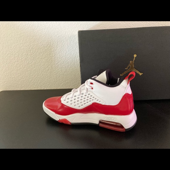 NEW NIKE AIR JORDAN MAXIN 200 (GS) SZ 5Y WHITE/BLACK-GYM RED-WHITE CD6123 106 - Picture 7 of 15